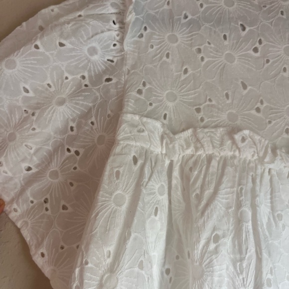 English Factory :: Eyelet Embroidered Cotton Blouse :: Large - Picture 12 of 13